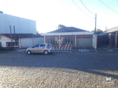 Casa com 3 Quartos à venda, 260m² no Chapada, Ponta Grossa