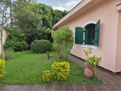 Casa com 3 Quartos à venda, 250m² no Jardim Londrina, São Paulo