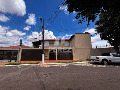 Sobrado com 5 Quartos à venda, 352m² no Jardim Monte Líbano, Campo Grande