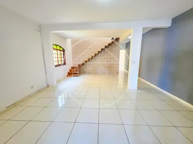 Sobrado com 3 Quartos à venda, 190m² no Vila Roschel, São Paulo