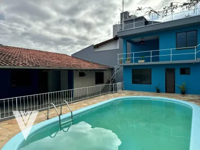 Casa com 4 Quartos à venda, 241m² no Velha, Blumenau