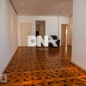 Apartamento com 3 Quartos à venda, 161m² no Leme, Rio de Janeiro