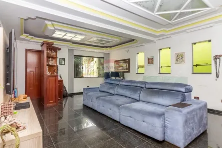 Sobrado com 3 Quartos à venda, 247m² no Jardim Pinheiros, São Paulo