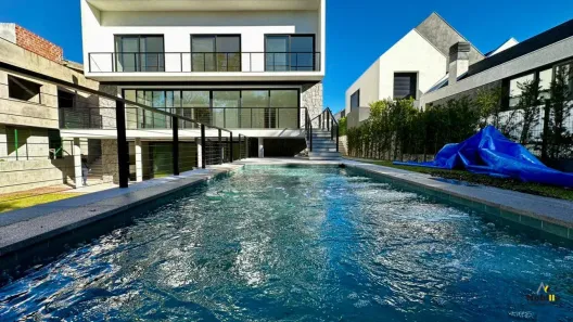 Casa de Condomínio com 4 Quartos à venda, 499m² no Nossa Senhora da Saúde, Caxias do Sul