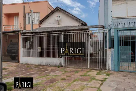 Casa com 2 Quartos para alugar, 124m² no Floresta, Porto Alegre