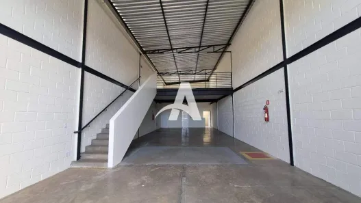 Ponto Comercial para alugar, 280m² no Loteamento Residencial Pequis, Uberlândia