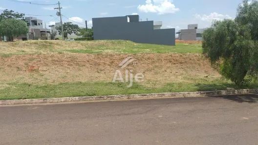 Lote/Terreno à venda, 327m² no Loteamento Residencial e Comercial Fazenda São Sebastião, Marília