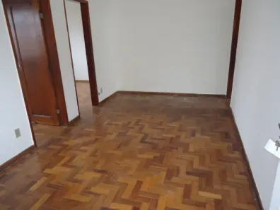 Casa com 2 Quartos à venda, 83m² no Pompéia, Belo Horizonte