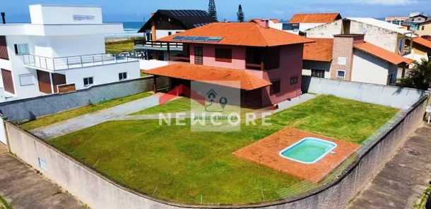 Casa com 3 Quartos à venda, 173m² no Paes Leme, Imbituba