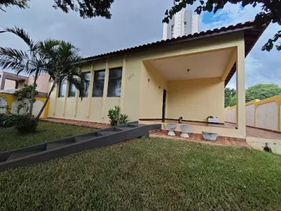 Casa com 5 Quartos à venda, 204m² no Monte Castelo, Campo Grande