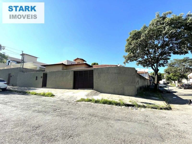 Casa com 3 quartos — Paquetá, Belo Horizonte