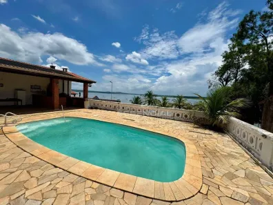 Fazenda/Sítio com 3 Quartos à venda, 226m² no Loteamento Recreio Barra do Capivara (Vitoriana), Botucatu