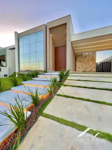 Casa de Condomínio com 4 Quartos à venda, 252m² no Cajupiranga, Parnamirim