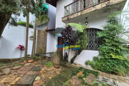 Sobrado com 2 Quartos para alugar, 132m² no Parque das Nações, Santo André