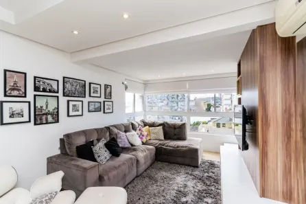 Apartamento com 2 Quartos para alugar, 90m² no Chácara das Pedras, Porto Alegre