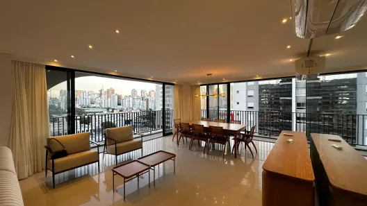 Apartamento com 3 Quartos para alugar, 187m² no Setor Marista, Goiânia