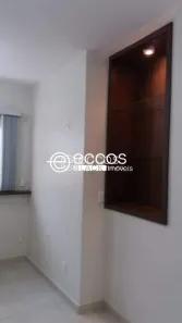 Casa de Condomínio com 3 Quartos para alugar, 175m² no Aclimação, Uberlândia