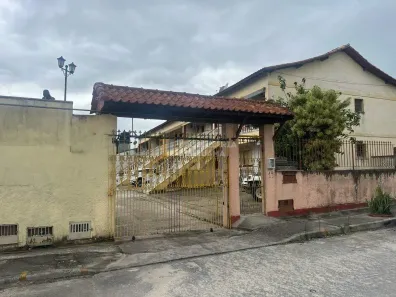 Apartamento com 2 Quartos à venda, 73m² no Vila Capri, Araruama