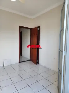 Sobrado com 3 Quartos à venda, 121m² no Jardim Ismênia, São José dos Campos