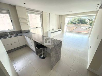 Apartamento com 2 Quartos para venda ou aluguel, 76m² no Centro, Florianópolis