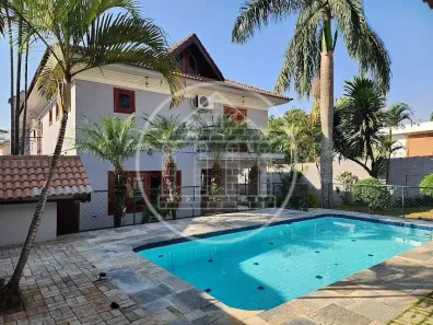 Sobrado com 4 Quartos à venda, 560m² no Interlagos, São Paulo