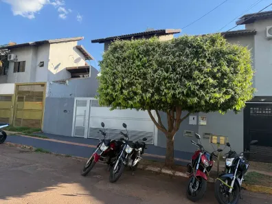 Sobrado com 3 Quartos à venda, 106m² no Jardim América, Campo Grande