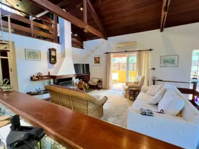 Casa com 3 Quartos à venda, 304m² no Mossunguê, Curitiba