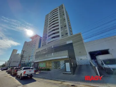 Apartamento com 2 Quartos para alugar, 75m² no Pagani, Palhoça