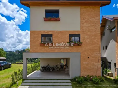 Casa de Condomínio com 4 Quartos à venda, 254m² no Vila Natal, Campos do Jordão