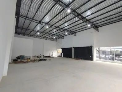 Ponto Comercial para alugar, 396m² no Vila Scarpelli, Santo André