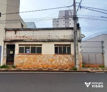 Casa com 1 Quarto à venda, 152m² no Centro, Uberaba