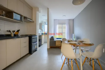 Apartamento com 2 Quartos para alugar, 105m² no Partenon, Porto Alegre