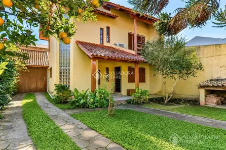 Casa com 3 Quartos à venda, 194m² no Jardim Carvalho, Porto Alegre