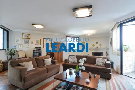 Apartamento com 3 Quartos à venda, 202m² no Moema, São Paulo