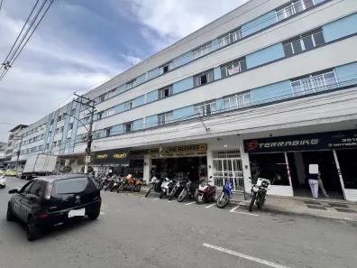 Apartamento com 2 Quartos para alugar, 72m² no Centro, Juiz de Fora