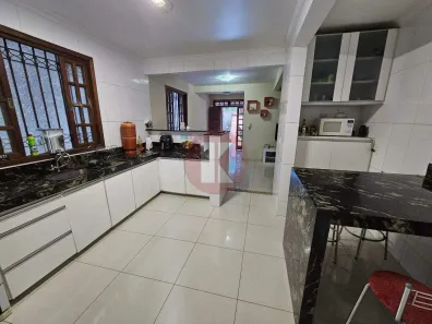 Casa com 3 Quartos à venda, 193m² no Trevo, Belo Horizonte