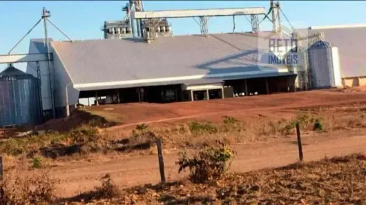 Fazenda/Sítio à venda, 390000000m² no , Confresa