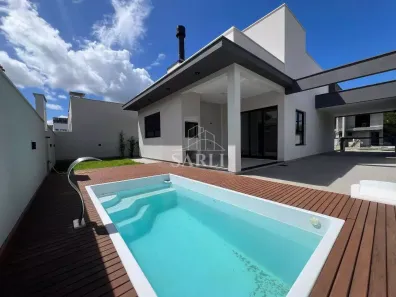 Casa com 3 Quartos à venda, 108m² no Forquilhas, São José