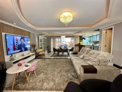 Casa de Condomínio com 4 Quartos à venda, 200m² no Sarandi, Porto Alegre