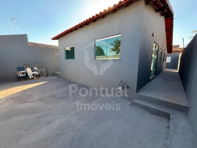 Casa com 3 Quartos para alugar, 165m² no São Jorge, Uberlândia