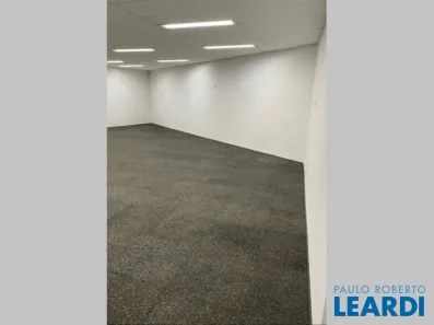 Sala Comercial à venda, 100m² no República, São Paulo
