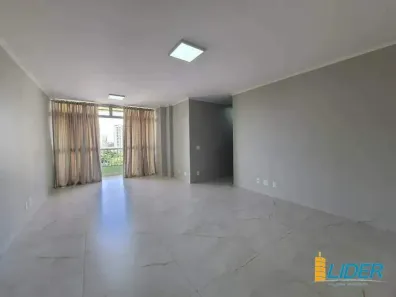 Apartamento com 3 Quartos à venda, 98m² no Saraiva, Uberlândia