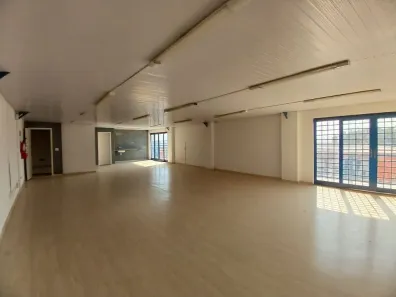 Ponto Comercial para alugar, 153m² no Antônio Zanaga, Americana