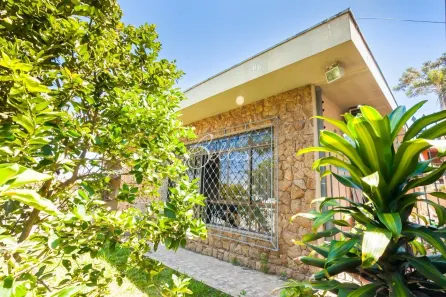 Casa com 4 Quartos à venda, 243m² no Jardim Botânico, Curitiba