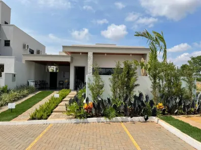 Casa de Condomínio com 3 Quartos à venda, 172m² no Residencial Jardins Lyon, Aparecida de Goiânia