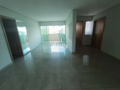 Apartamento com 4 Quartos para alugar, 170m² no Saraiva, Uberlândia