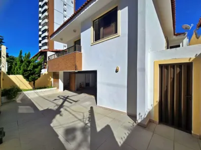 Casa com 4 Quartos à venda, 360m² no Pituba, Salvador