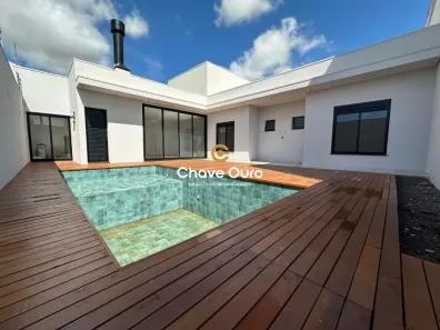 Casa com 3 Quartos à venda, 180m² no Recanto Tropical, Cascavel