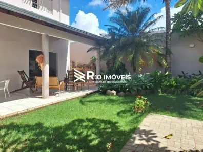 Casa com 4 Quartos para alugar, 402m² no Jardim Karaíba, Uberlândia