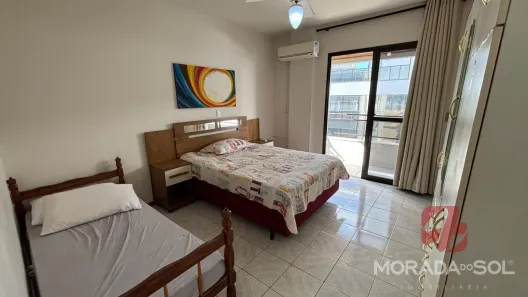 Apartamento com 3 Quartos para alugar, 120m² no Meia Praia, Itapema